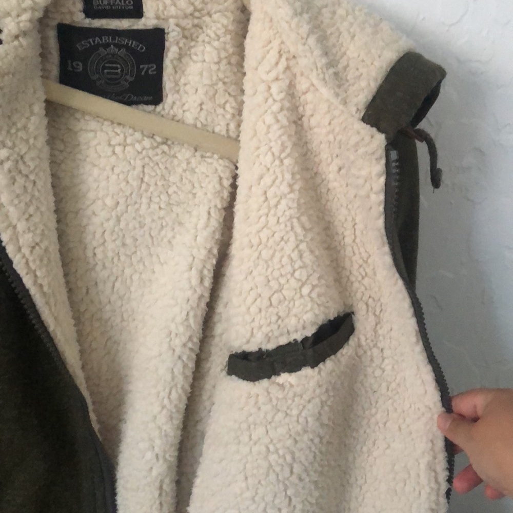 Sweater - Picture 2 of 5